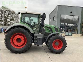 Farm tractor FENDT 828 Vario