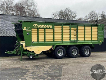 Self-loading wagon KRONE