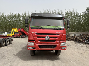 Tipper for transportation of silos SINOTRUK Howo Dump truck 371: picture 3