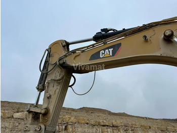 Crawler excavator Caterpillar 374F LME: picture 5