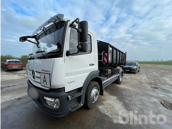 Hook lift truck MERCEDES-BENZ Atego