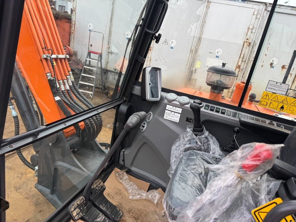 New Mini excavator Doosan dx60E-10N: picture 12