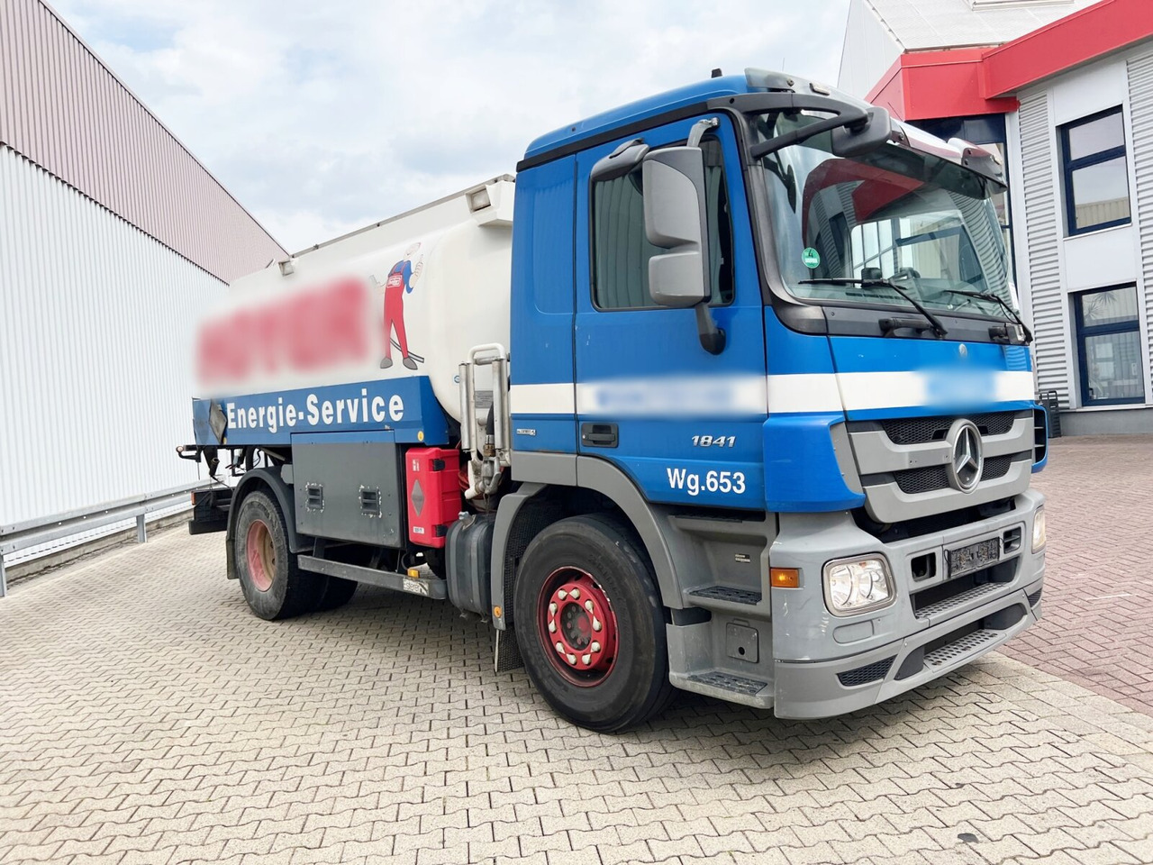 Tank truck Mercedes-Benz Actros 1841 L 4x2 Actros 1841 L 4x2, Esterer-Tankaufbau, 3 Kammern, 14.000l, ADR: picture 9