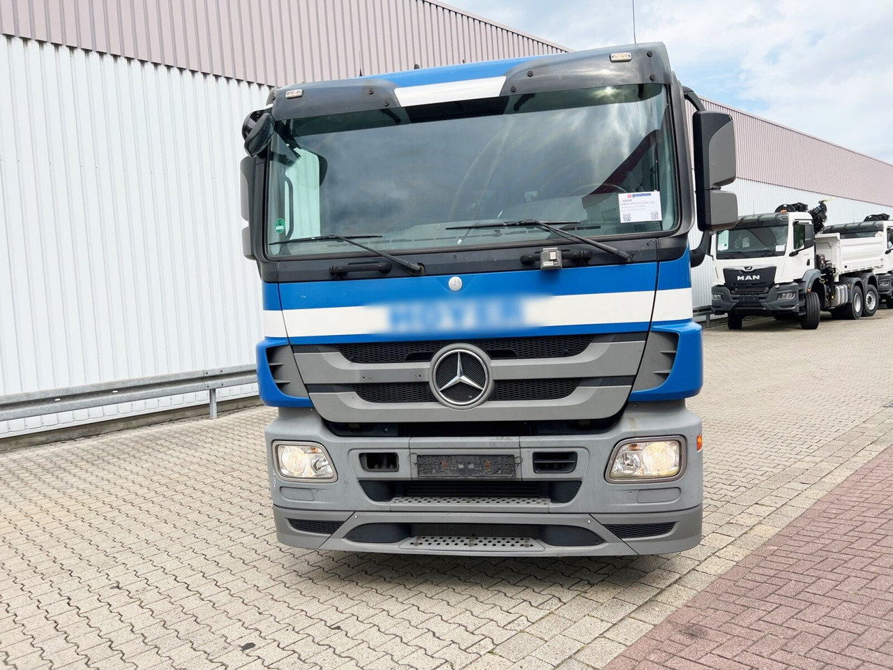 Tank truck Mercedes-Benz Actros 1841 L 4x2 Actros 1841 L 4x2, Esterer-Tankaufbau, 3 Kammern, 14.000l, ADR: picture 8