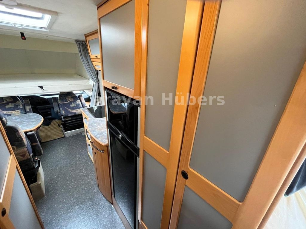 Integrated motorhome HYMER / ERIBA / HYMERCAR S 660 - Fest/Hubbett - Automatik - Markise - AHK: picture 17