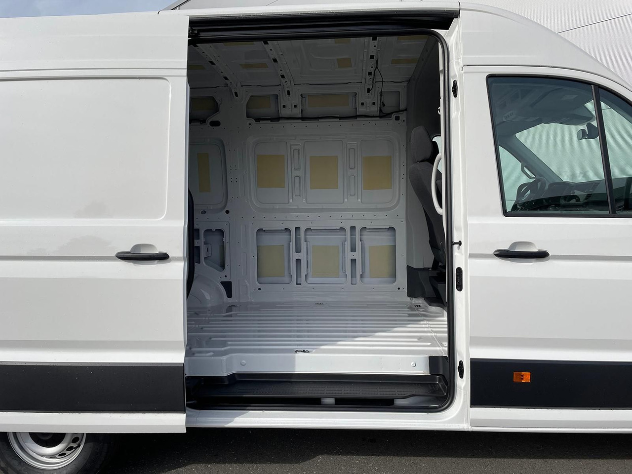 New Panel van Volkswagen Crafter Kasten 35 L3H3 4MOTION AUTOM ACC LED NAV: picture 10