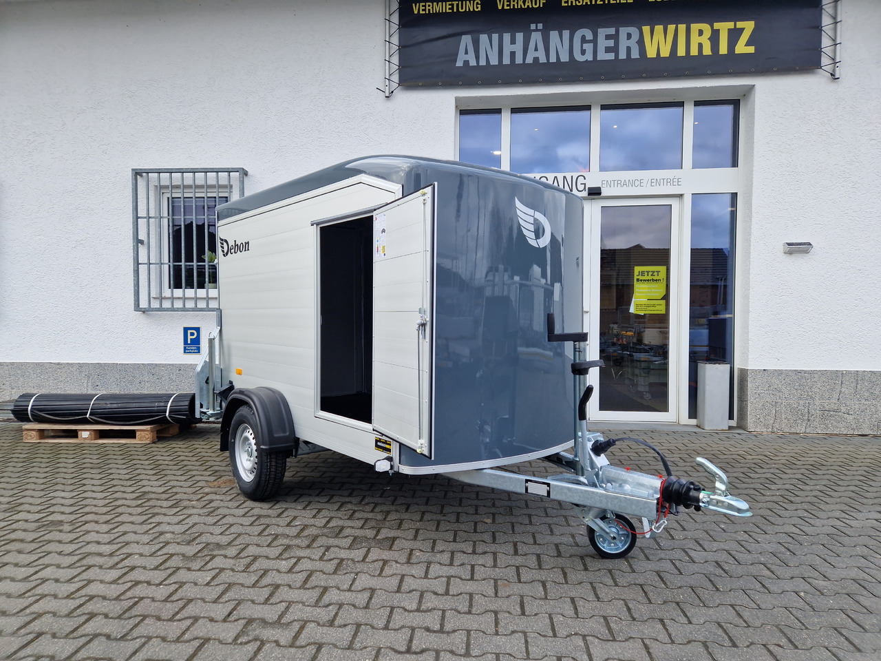 Closed box trailer Roadster Sport C255 252x125x154cm aero Alu irongrey Seitentür 100km/H (S) 1300kg: picture 6