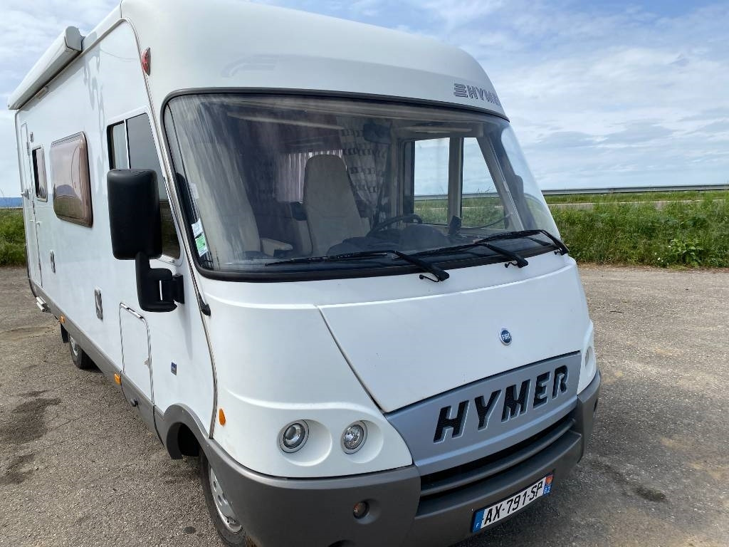 Integrated motorhome Hymer BC 544 a réparer / Carte Grise Française: picture 17