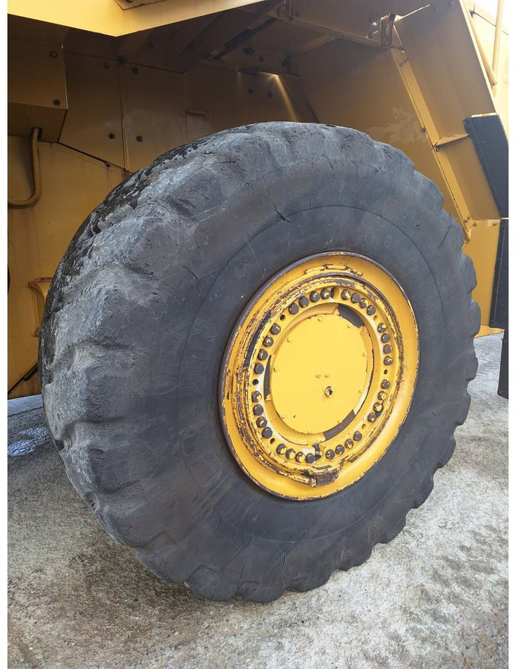 Wheel loader CAT 988H: picture 14