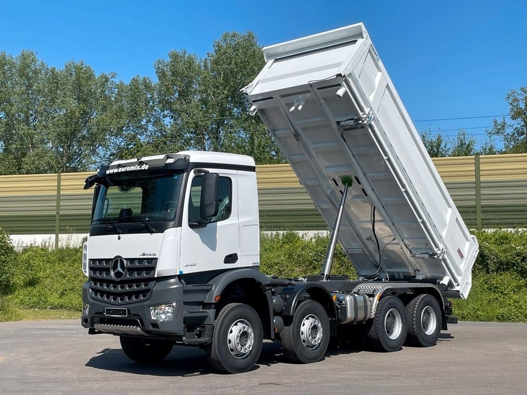 New Tipper Mercedes-Benz 4145  8X4   Euromix EMT  3-Seiten-Kipper: picture 10