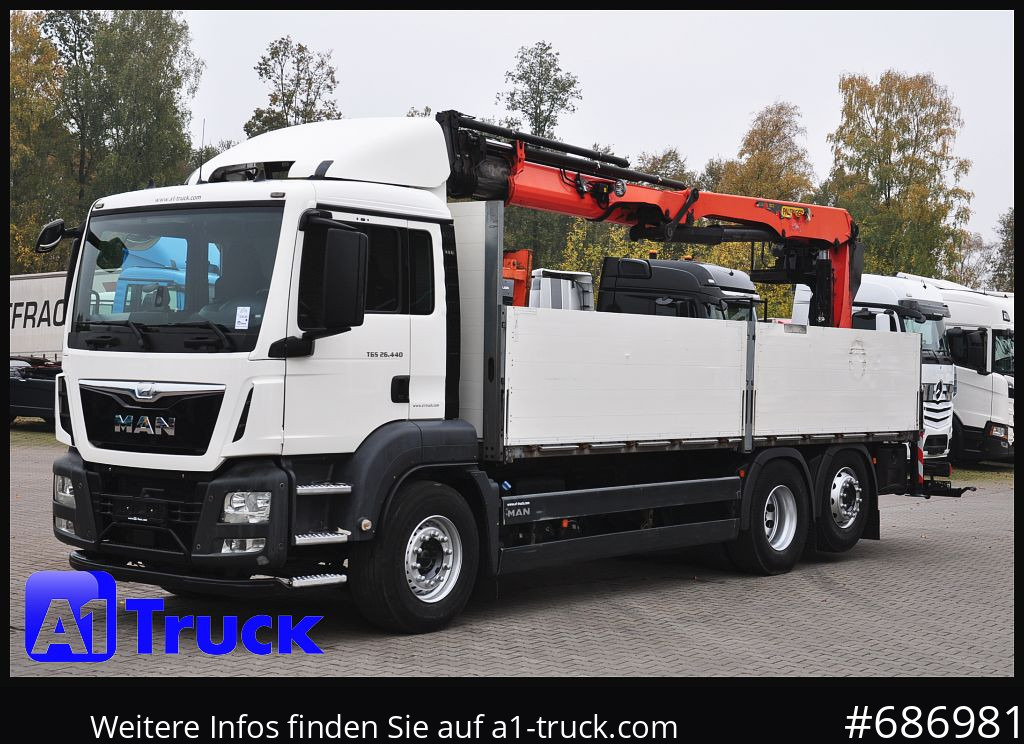 Dropside/ Flatbed truck, Crane truck MAN TGS 26.440,  Kran PK23.001L, 16m, Lenkachse: picture 11