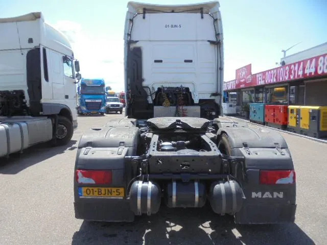 Tractor unit MAN TGX 26-420 XXL EUR6: picture 7