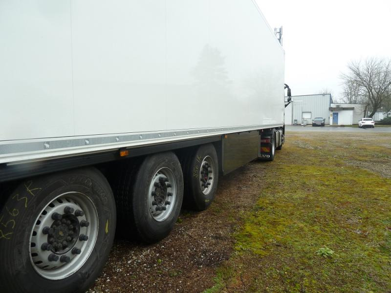 Refrigerator truck Volvo FH 500: picture 8