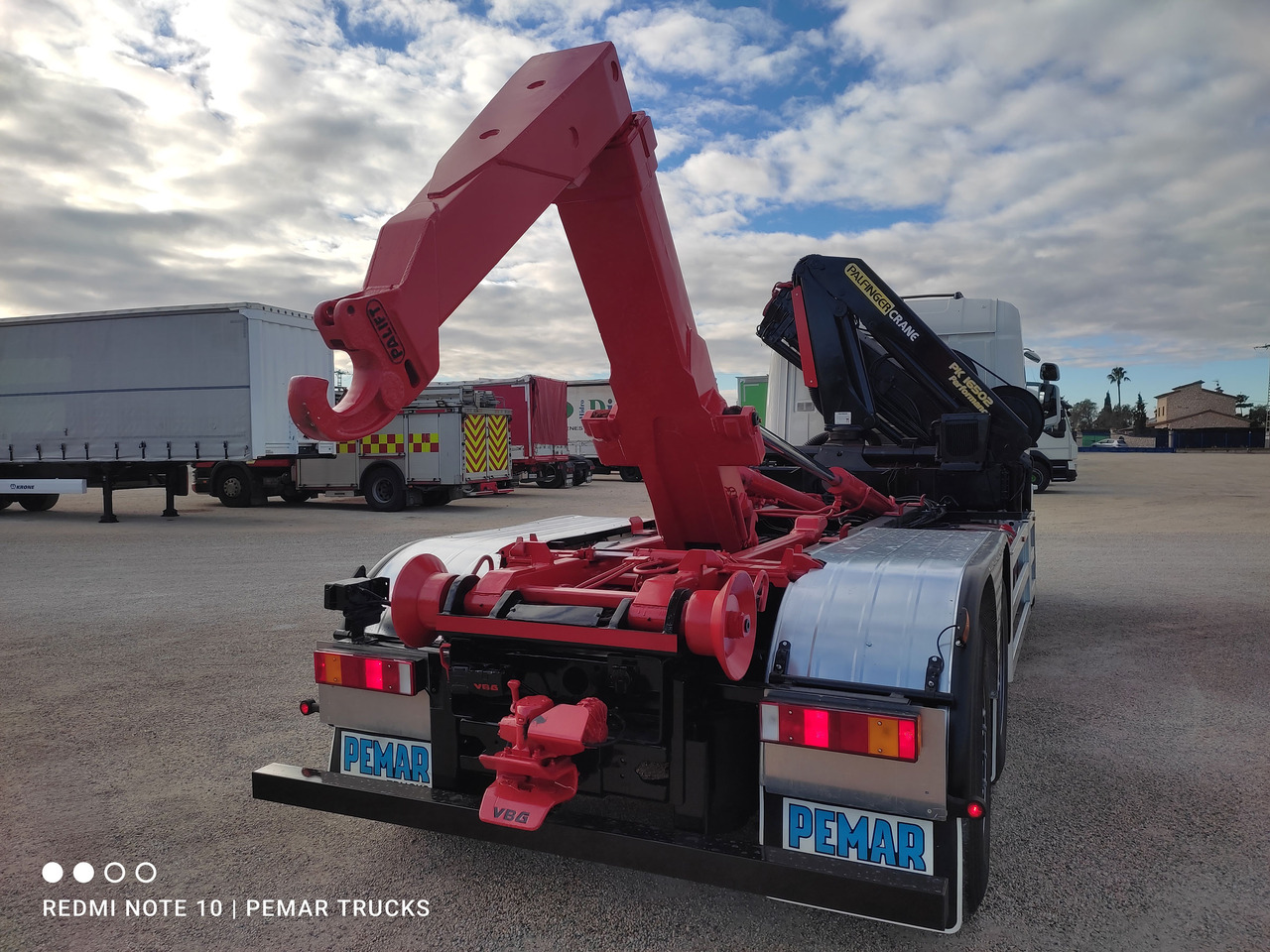 Hook lift truck, Crane truck SCANIA P124 400 6X2 GRUA PALFINGER GANCHO: picture 37