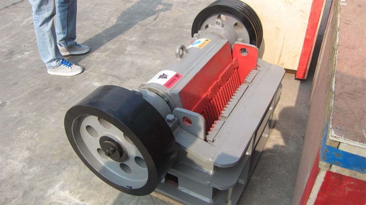 New Jaw crusher Kinglink Small Jaw Crusher PE150x250 | Glass: picture 6