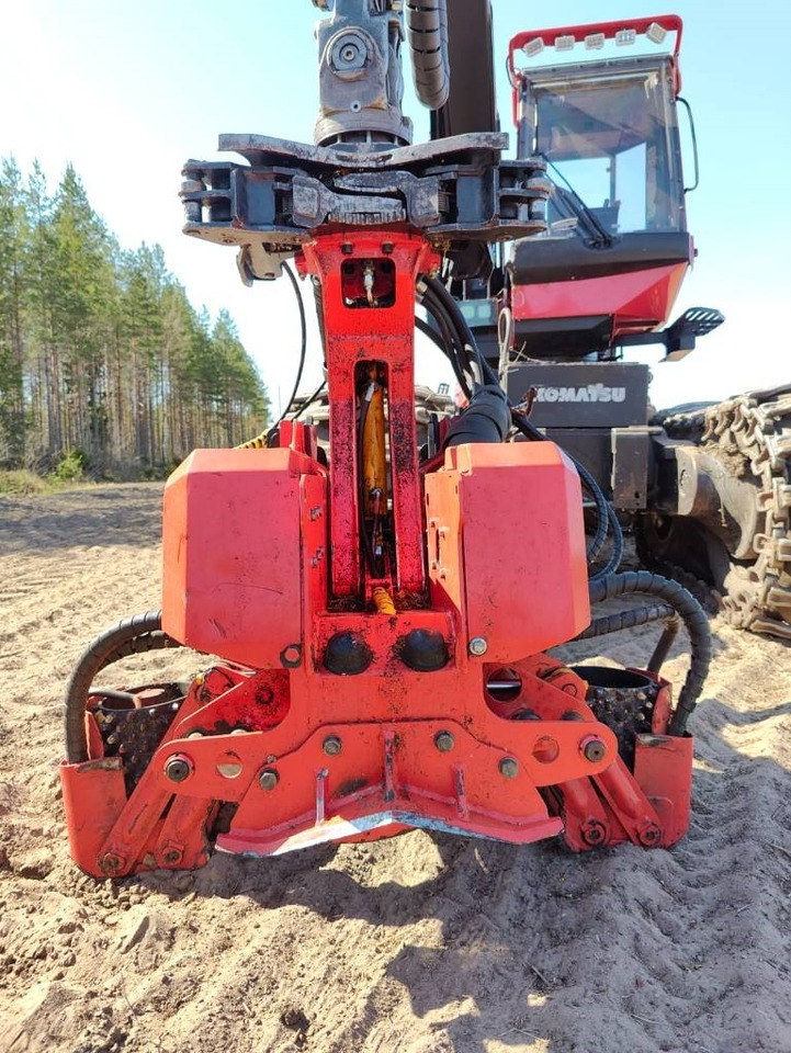 Forestry harvester Komatsu 901 TX: picture 17