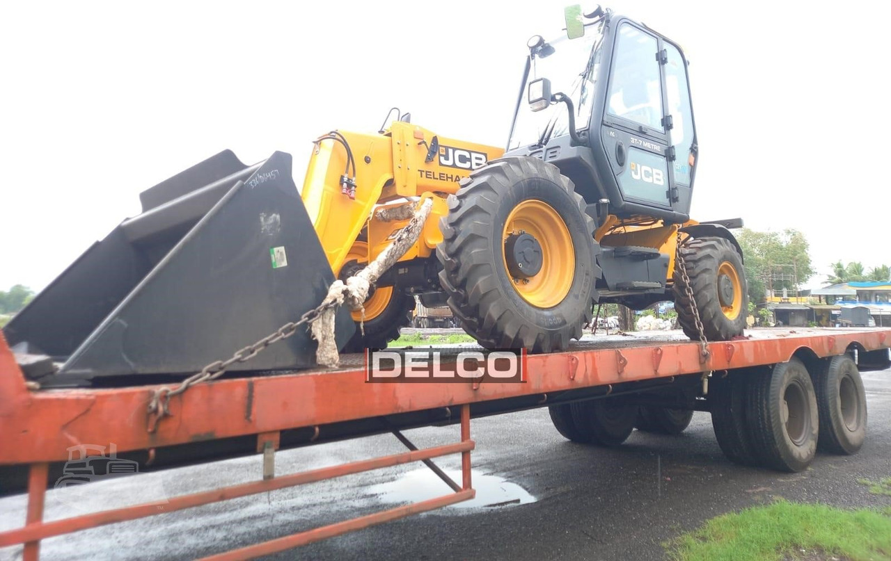 New Telescopic handler JCB 530-70: picture 12