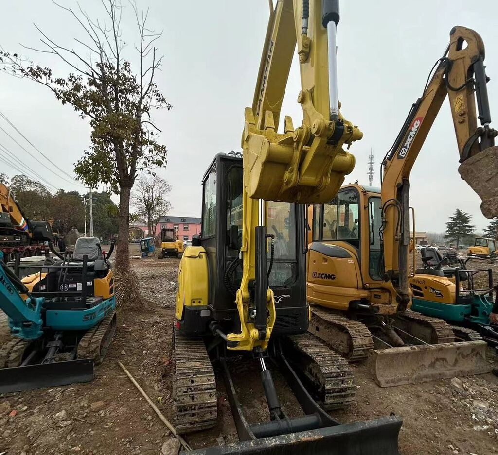 Mini excavator Yanmar VIO35: picture 7