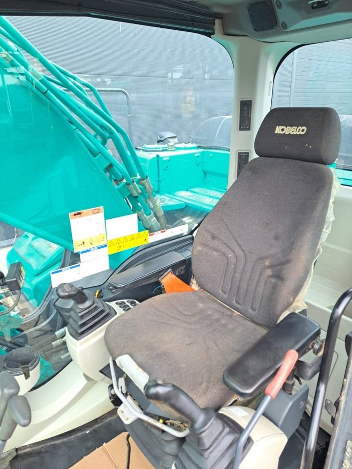 Crawler excavator Kobelco SK 210-10: picture 16