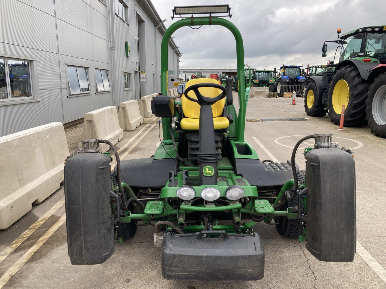 New Garden mower John Deere 7500AE light weight fairway mower: picture 8