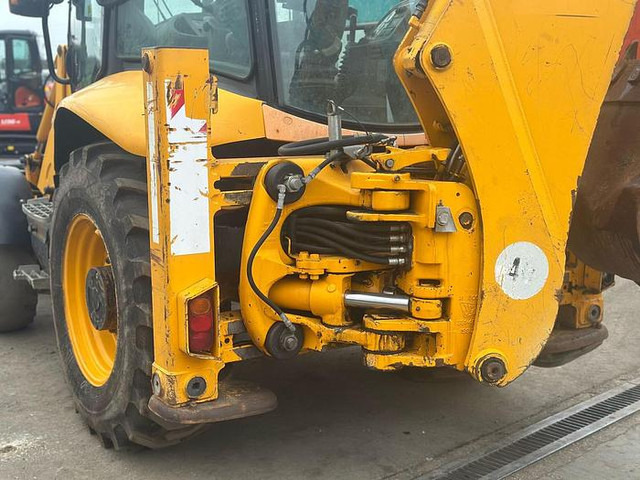 Backhoe loader JCB 3CX: picture 18