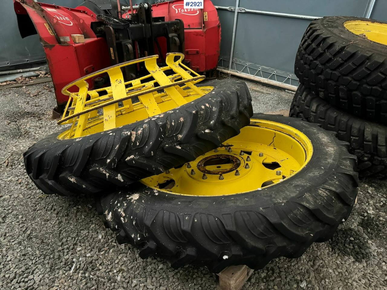 Wheel and tire package for Agricultural machinery Complete twin wheels for tractor.: picture 6