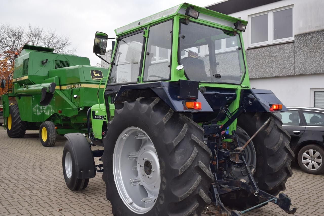 Farm tractor Deutz-Fahr D6507C: picture 6