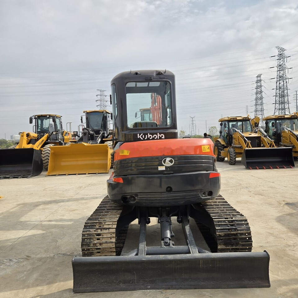 Mini excavator Kubota U55: picture 8