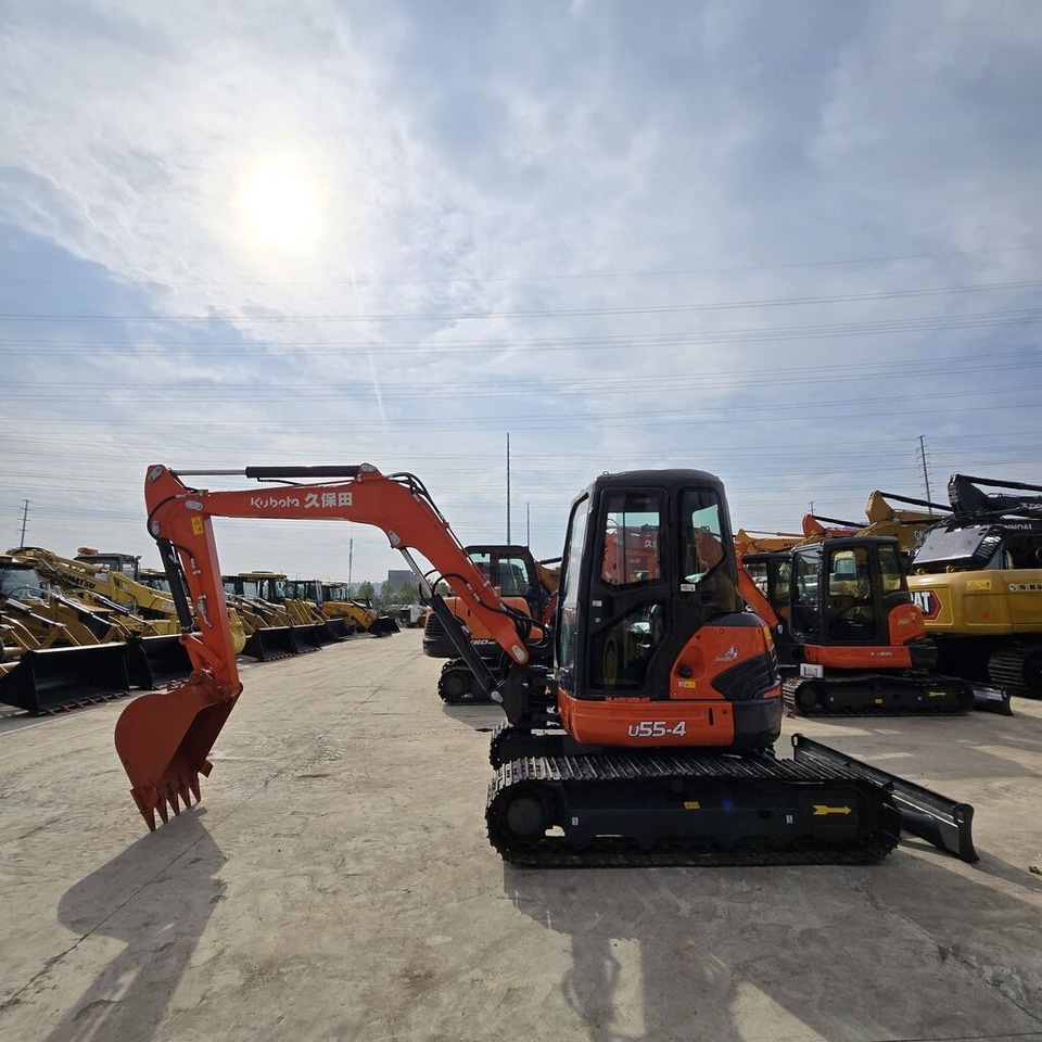 Mini excavator Kubota U55: picture 6