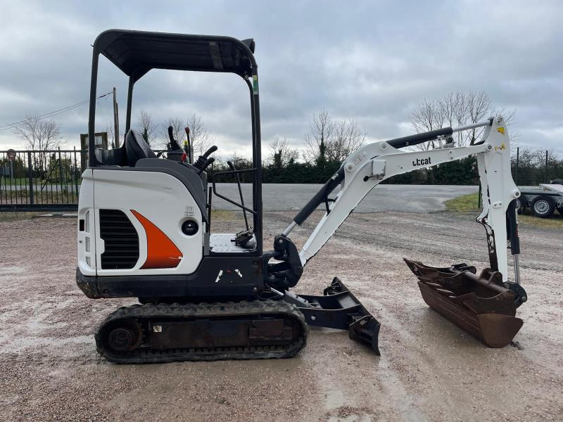 Mini excavator Bobcat E19: picture 6