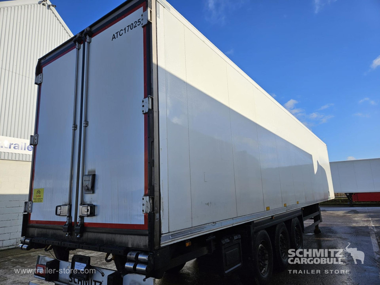 Isothermal semi-trailer SCHMITZ Reefer Multitemp: picture 10