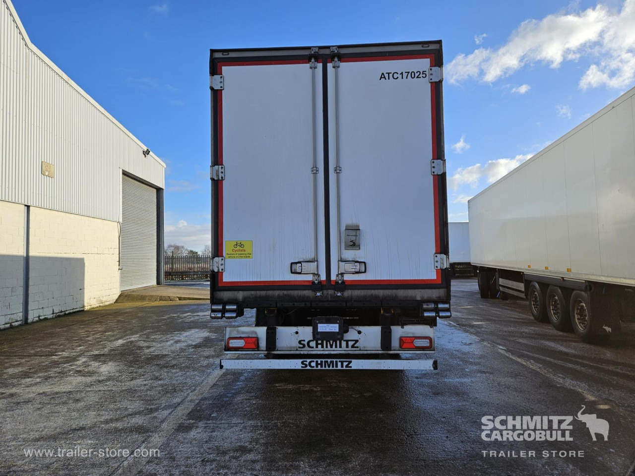 Isothermal semi-trailer SCHMITZ Reefer Multitemp: picture 12