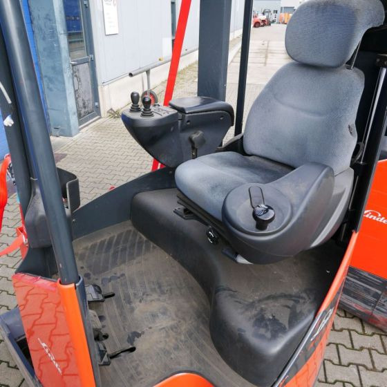 Reach truck Linde R17XHD (116-03): picture 7