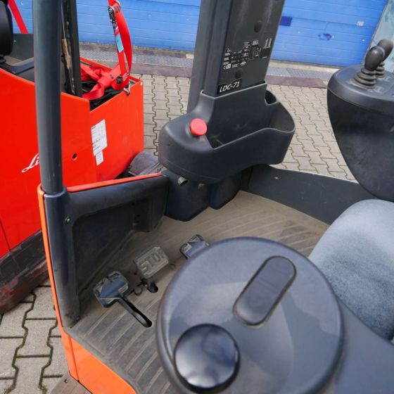 Reach truck Linde R17XHD (116-03): picture 8