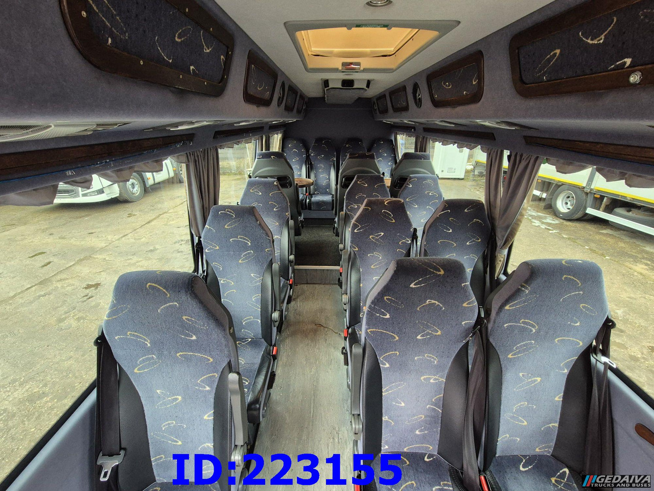 Coach MERCEDES-BENZ Sprinter 519 - Prostyle VIP -  17-seater: picture 17