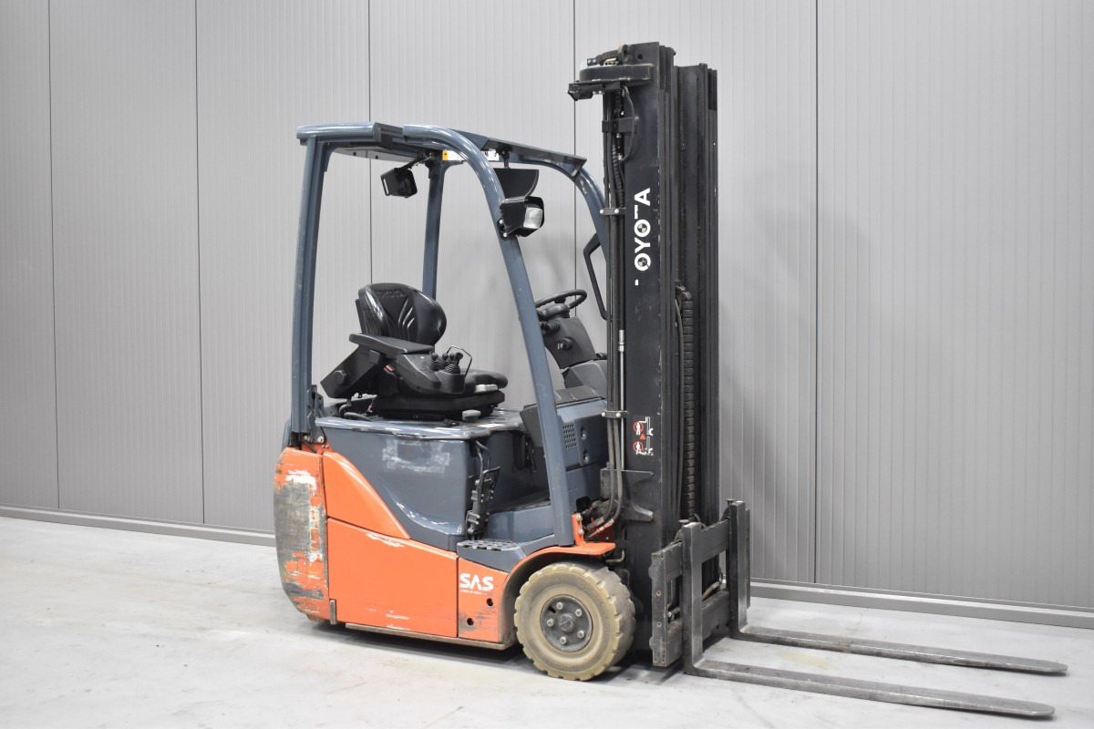 Electric forklift TOYOTA 8FBET15: picture 1