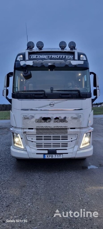 Cab chassis truck Volvo FH540 6x4 Globe XL: picture 15