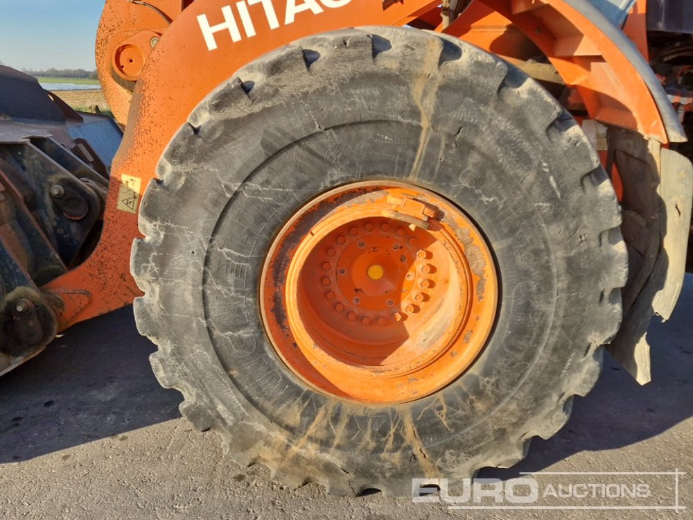 Wheel loader 2013 Hitachi ZW310-5B: picture 9