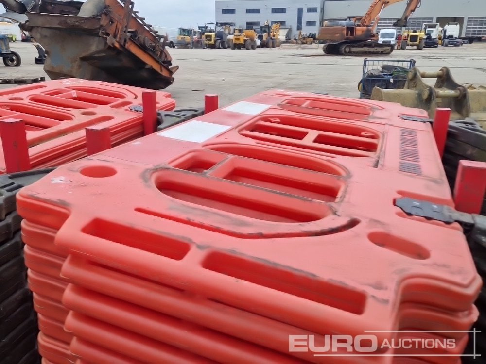 Construction equipment Stillage of Plastic Pedestrian Fencing (3 of): picture 22