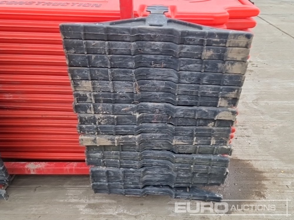 Construction equipment Stillage of Plastic Pedestrian Fencing (3 of): picture 10