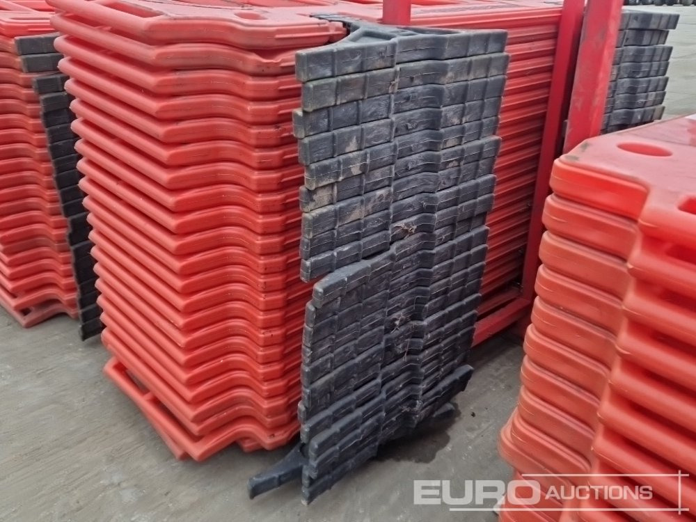 Construction equipment Stillage of Plastic Pedestrian Fencing (3 of): picture 13