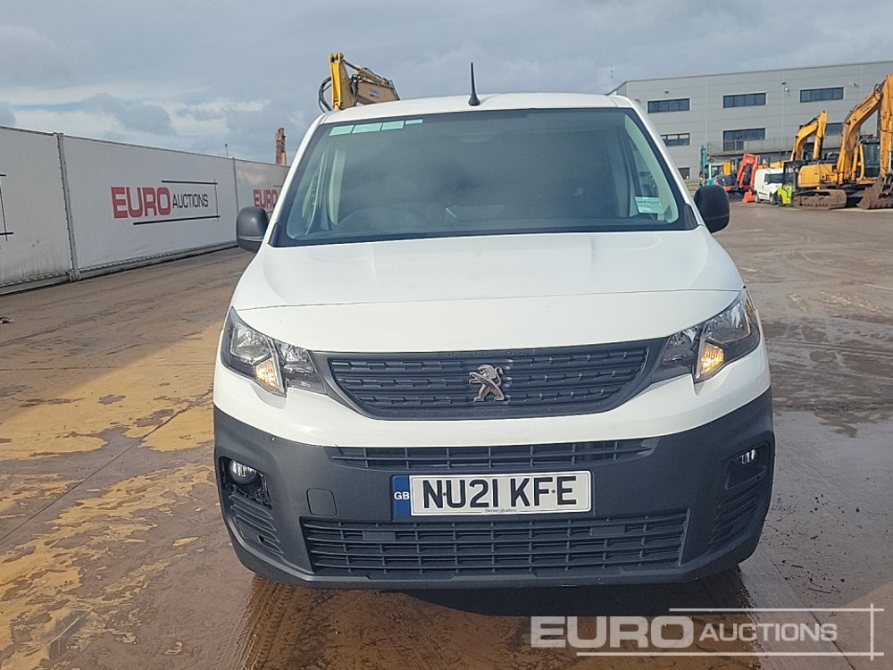 Van 2021 Peugeot Partner: picture 8