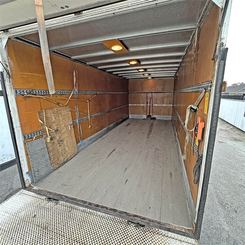 Box truck MAN TG M 18.240: picture 26