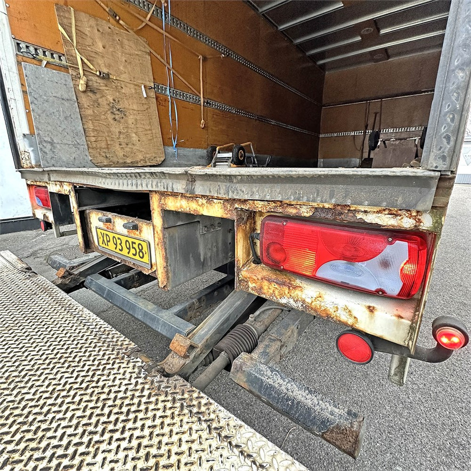 Box truck MAN TG M 18.240: picture 29