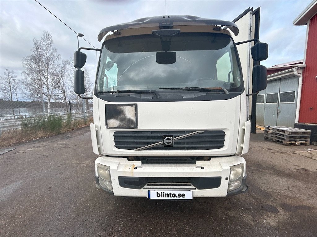 Truck VOLVO FL 4X2: picture 12