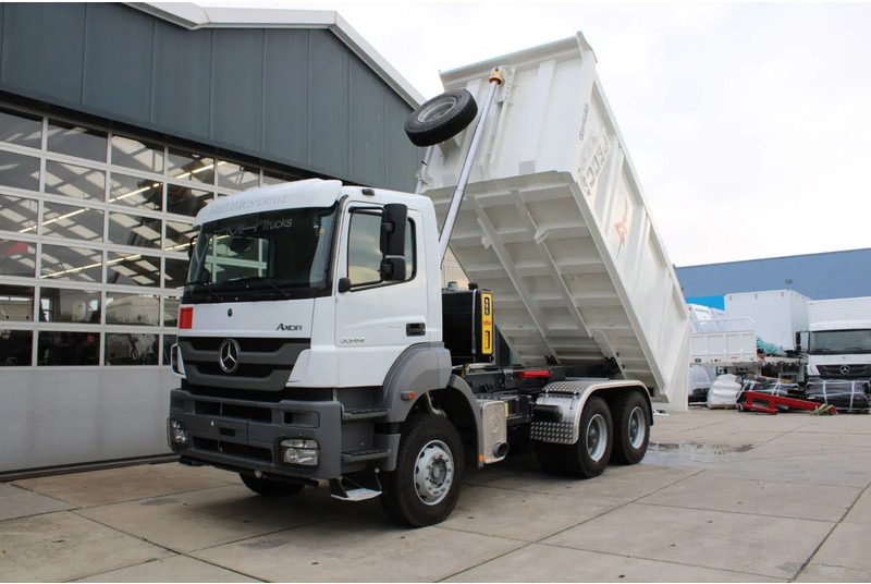 New Tipper Mercedes-Benz Axor 3344 K 6x4 Tipper Truck: picture 7